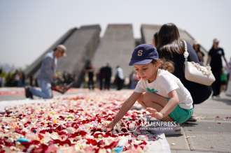 Traditional flower gathering event launched at the Armenian 
Genocide 
Memorial
