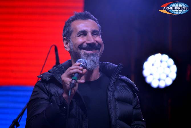 Armenian culture ministry denies media reports on transferring money to SOAD’s Serj Tankian 
for shooting a film