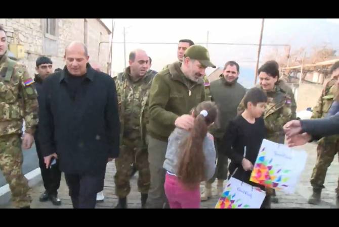 PM Nikol Pashinyan visits his hometown 
