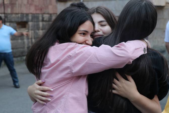 انتهاء أول دفعة من برنامج «خطوة نحو الوطن» بإشتراك 360 شاب وشابة من الشتات الأرمني من 25 
دولة 