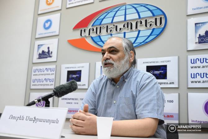 Safrastyan: Artsakh sorunu, Türkiye'nin Ermenistan ile ilişkilerini normalleştirmesinde ön 
koşul olmaya devam ediyor