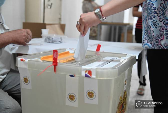 В  9-и  общинах  Армении  проходят   выборы  ОМС