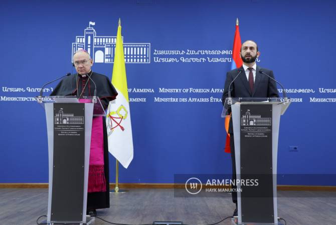 Armenian people grateful to Pope Francis for principled, unambiguous statement on recognition 
of Genocide, FM says