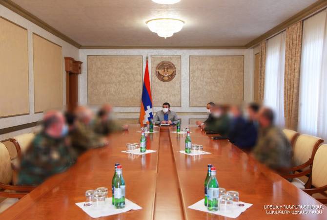 Президент Арцаха созвал совещание с участием высокопоставленного 
офицерскогосоставаСНБ