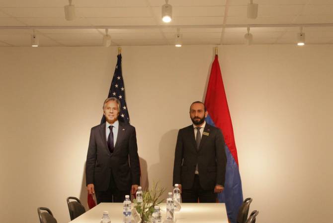 وزير الخارجية الأرميني آرارات ميرزويان يعقد اجتماع مع وزير الخارجية الأمريكي أنتوني بلينكين في 
ستوكهولم