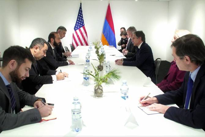وزير الخارجية الأرميني ووزير الخارجية الأمريكي يبحثان بالتفصيل نزاع آرتساخ- ناغورنو كاراباغ