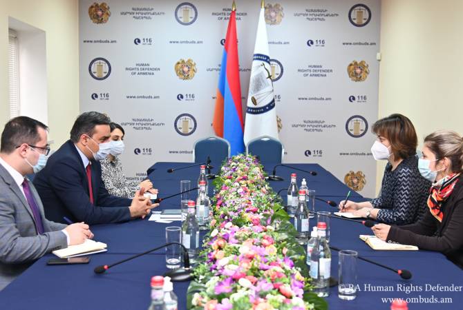 Tatoyan, UNDP Daimi Temsilcisi ile görüşmede Ermeni esirlerin Azerbaycan tarafından yasadışı 
olarak tutulmasına değindi