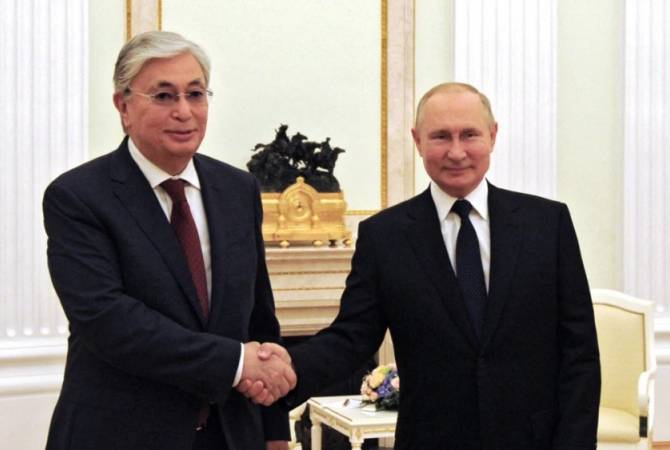 Rusya Devlet Başkanı Putin, Tokayaev ile Kazakistan’daki durumu ele aldı
