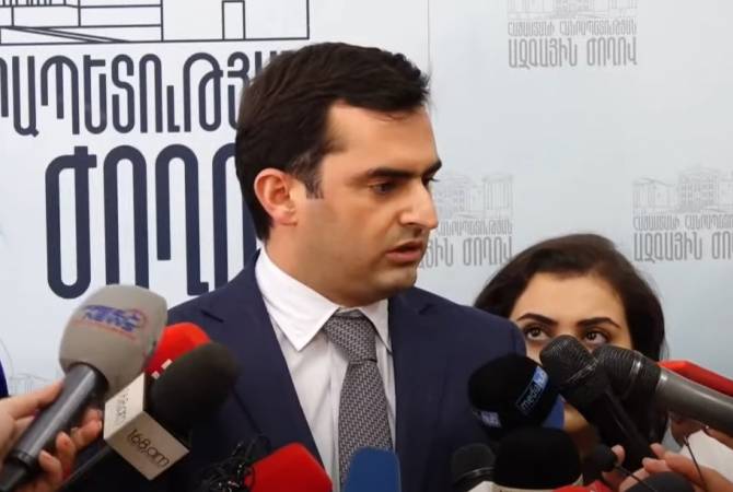 Arşakyan: Sınırların ön koşulsuz olarak açılması Ermenistan'ın çıkarınadır