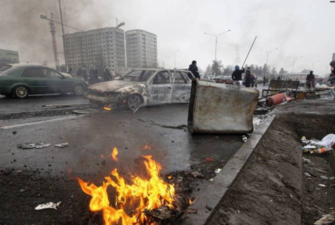 Число задержанных в Алма-Ате участников незаконных акций превысило 2,7 тыс.

