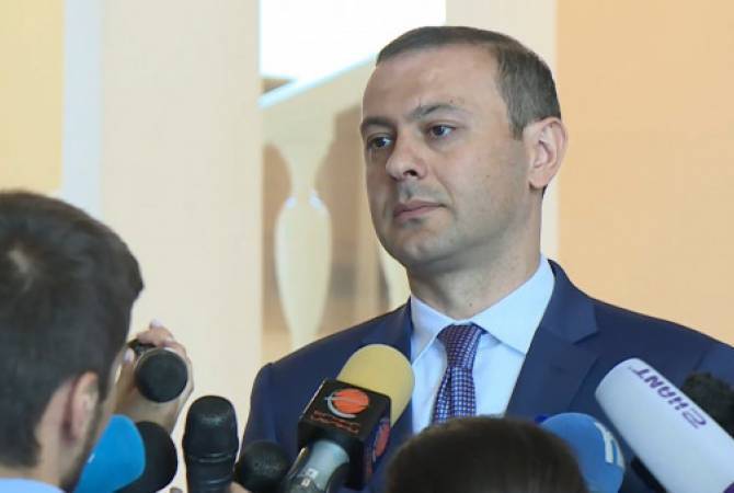 Armen Grigoryan: Ermenistan, AGİT Minsk Grubu eşbaşkanlarının bölgeyi ziyaret etmesini 
bekliyor
