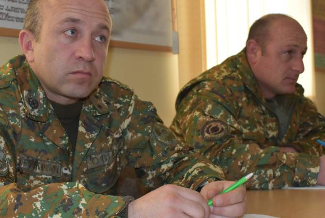 Rapat umum komando diadakan di unit militer N