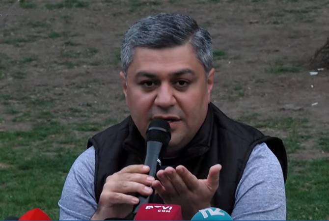 Երևանում բողոքի ակցիա իրականացնող Արթուր Վանեցյանը ներկայացրեց առաջիկա 
անելիքները