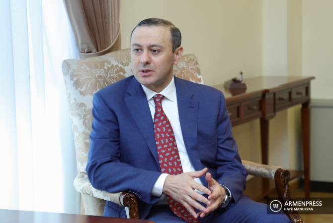 Секретарь Совета безопасности Армении провел встречу с представителями лондонского 
экспертного сообщества

