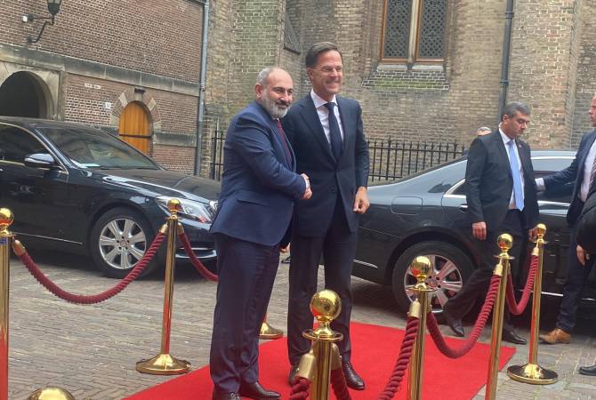 رئيس وزراء هولندا مارك روته يقول أن هولندا ستواصل الكفاح من أجل العودة الآمنة للأسرى الأرمن من 
أذربيجان