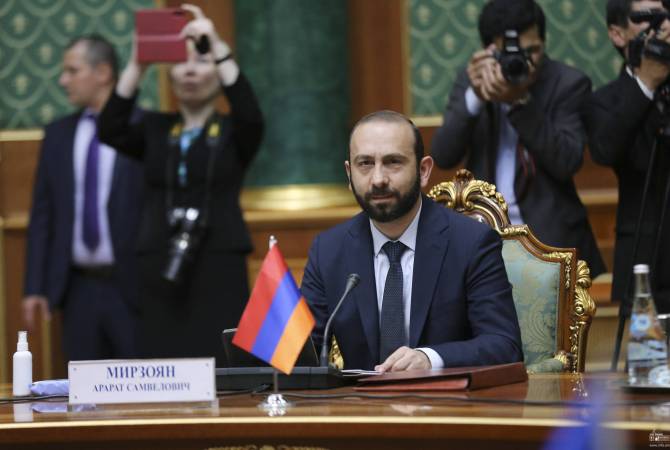 Ararat Mirzoián expuso a los cancilleres de los países de la CEI la posición de Armenia con 
respecto a la solución del c