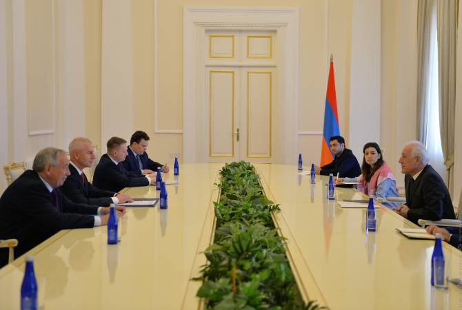 President of Armenia receives Russian Minister of Sport