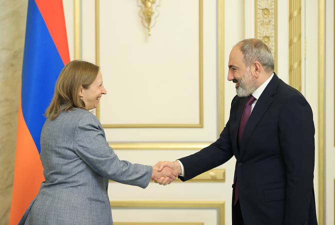Le Premier ministre Pashinyan a reçu l'Ambassadrice des États-Unis en Arménie

