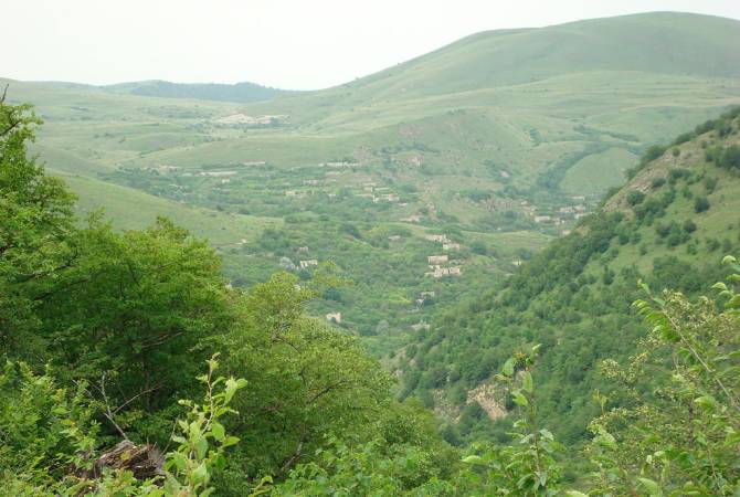 El destino de la región de Shahumián es un ejemplo de la perspectiva de cualquier estatus de 
Artsaj dentro de Azerbaiyán