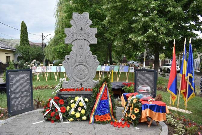 Ռումինիայի Բակաու քաղաքում բացվել է հայկական խաչքար-հուշարձան

