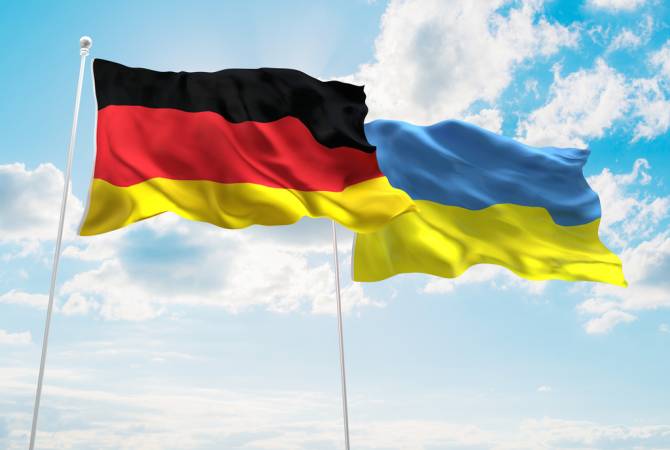 Киев получит грант в 1 млрд евро от Германии
