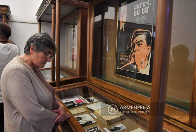 Ֆրունզե Դովլաթյանի անձնական փաստաթղթերն ու նամակները ժամանակավորապես 
կցուցադրվեն Գրականության և արվեստի թանգարանում

