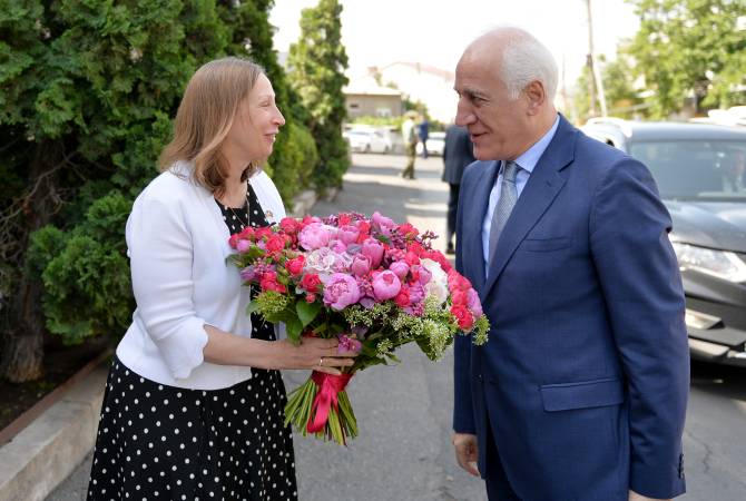 Armenian President visits US Ambassador’s residence ahead of Independence Day 