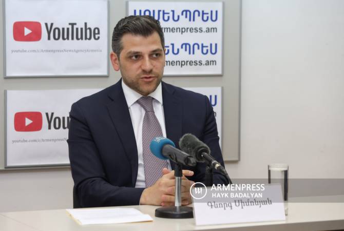 Según el vicealcalde, nunca hubo en el sistema de salud de Ereván inversiones de capital tan 
importantes