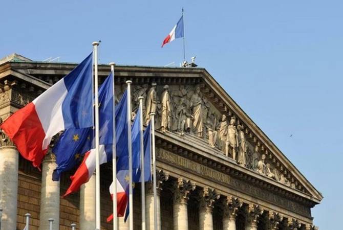 La France exprime sa solidarité avec l’Arménie après l’explosion survenue dans un centre 
commercial à Erevan 