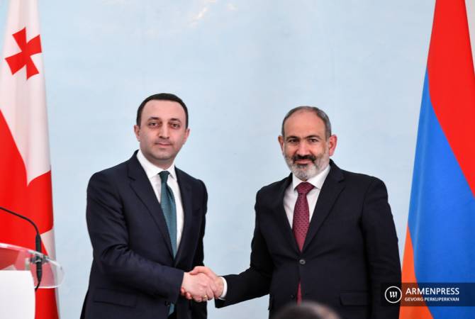На армяно-грузинской границе встретятся премьер-министры Армении и Грузии 