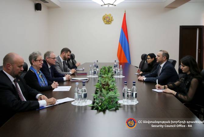 Secretary of Security Council meets with EU's Michael Siebert | ARMENPRESS Armenian News Agency - Vimarsana News