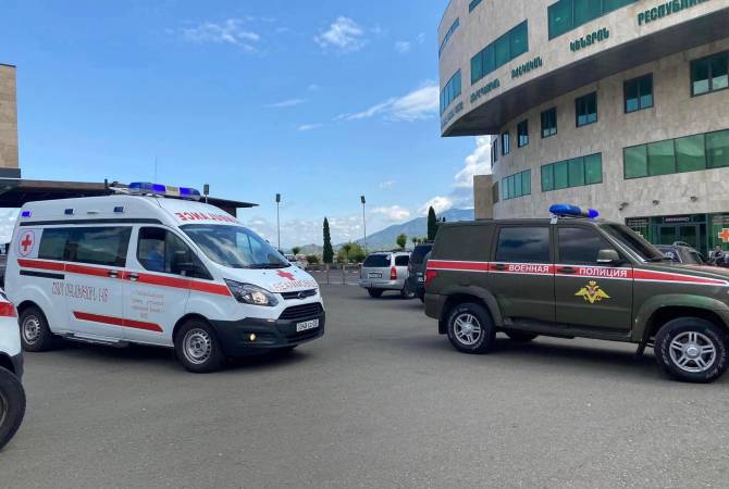 Accompanied by peacekeepers, 8 patients transferred to Armenia, 6 returned to Artsakh - Vimarsana News