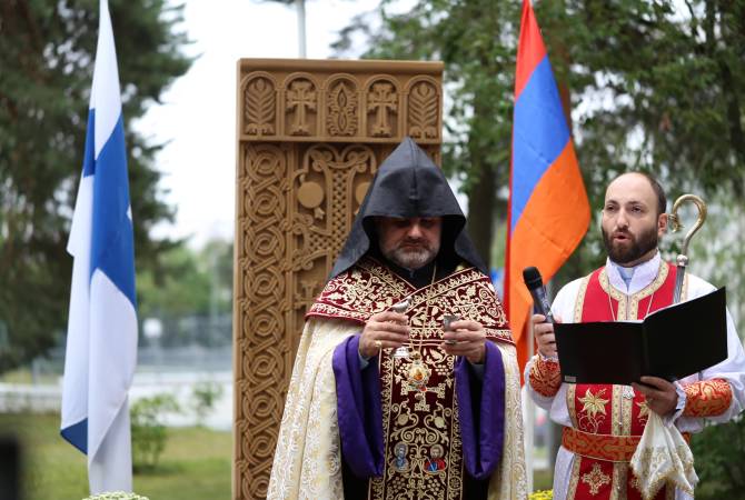 Мемориал, символизирующий армяно-финскую дружбу: в Финляндии освящен и 
открыт первый армянский хачкар