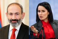 WATCH: ‘Barev dzez’ - Russian TV star Tina Kandelaki remembers Armenian roots upon seeing 
Pashinyan in Davos 

