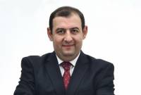 Арам Ананян назвал смелой попыткой книгу “Советская Армения в исторической судьбе 
армянского народа”