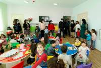 В общине Ринд Пашинян принял участие в открытии капитально отремонтированного 
детского сада 