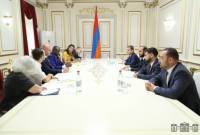 رئيس برلمان أرمينيا آرارات ميرزويان يستقبل أعضاء بعثة المراقبة للمنظمة الدولية للفرانكوفونية للانتخابات 
الأرمينية 