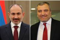 Pashinyan holds meeting with Fair Armenia party leader on sidelines of political consultations