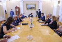 Russian FM, UN High Commissioner discuss return of displaced persons to Nagorno Karabakh