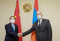 Vahagn Khaçatıryan Çin'in Ermenistan Büyükelçisi ile yüksek teknolojiler alanında işbirliği 
olasılığını görüştü
