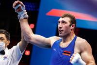 Le boxeur Davit Chaloyan bat un boxeur azerbaïdjanais et atteint la finale du Championnat du 
monde de boxe