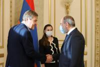 Ermenistan Başbakanı Nikol Paşinyan, AKPM Ermenistan eş raportörlerini kabul etti 
