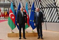 Алиев обсудил с главой Евросовета нормализацию отношений между Азербайджаном и 
Арменией