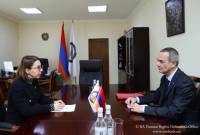 La Défenseuse des droits de l'homme d'Arménie Kristine Grigoryan a reçu Thierry Ribo, chef de 
la délégation du CICR 
