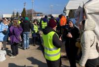 Embassy in Romania provides assistance to Armenians fleeing Ukraine 