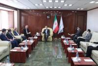 Artaşes Tumanyan, İran'da Ermenistan ile ekonomik işbirliğinin derinleştirilmesiyle ilgili konuları 
görüştü