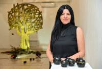 Картина «Голубь мира» армянской художницы Кристины Оганеззбудет выставлена в 
Глендейле 