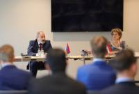 Nikol Pashinián presentó oportunidades de inversión en Armenia ante empresarios holandeses  