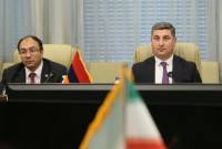 Les ministres arménien et iranien discutent d'un nouveau contrat en échangeant du gaz contre 
de l'électricité