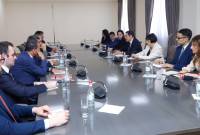 Замглавы МИД Армении представил парламентской делегации Италии ситуацию в регионе

